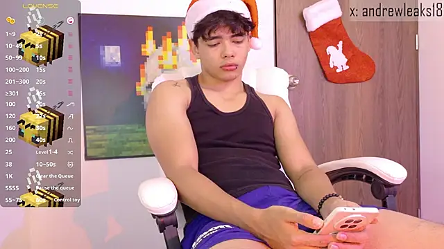 Snapshot of an_drew18 chatting on 12/14/25, 04:23 an drew18 online show from 12/14/25, 04:23