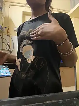 tanisha-2005 online show from 09/14/25, 05:01