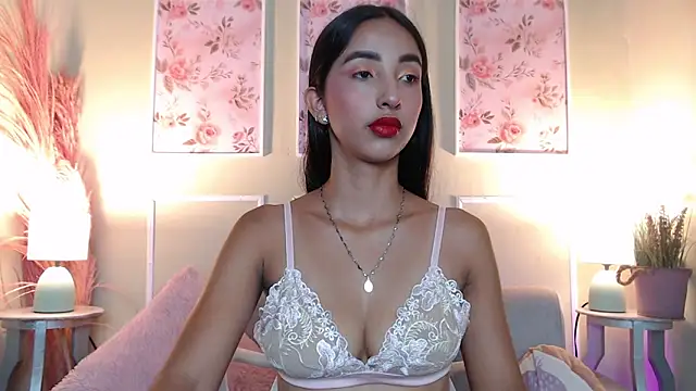 Snapshot of MilkyLally chatting on 02/05/26, 11:59 MilkyLally online show from 02/05/26, 11:59