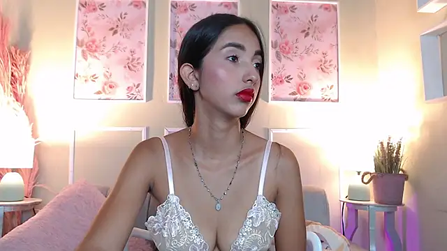 Snapshot of MilkyLally chatting on 02/10/26, 11:58 MilkyLally online show from 02/10/26, 11:58