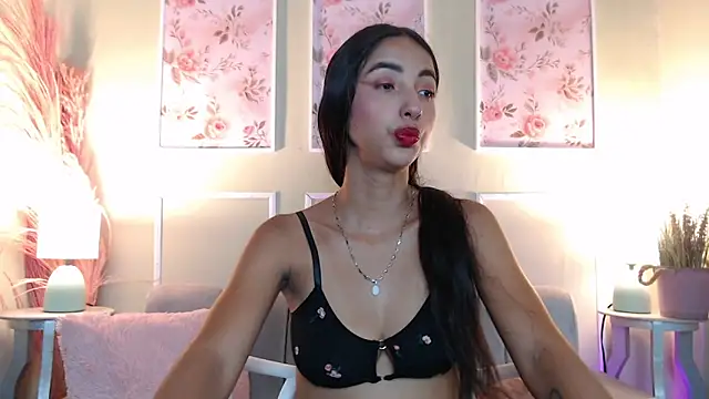 Snapshot of MilkyLally chatting on 02/12/26, 12:00 MilkyLally online show from 02/12/26, 12:00