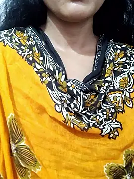 Snapshot of spicysuhana chatting on 09/27/25, 03:22 spicysuhana online show from 09/27/25, 03:22