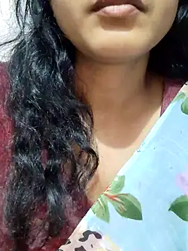 Snapshot of spicysuhana chatting on 11/16/25, 11:10 spicysuhana online show from 11/16/25, 11:10