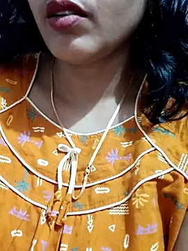 Snapshot of spicysuhana chatting on 11/28/25, 01:08 spicysuhana online show from 11/28/25, 01:08