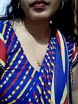 Snapshot of spicysuhana chatting on 12/17/25, 12:16 spicysuhana online show from 12/17/25, 12:16