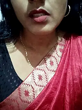 Snapshot of spicysuhana chatting on 01/12/26, 11:37 spicysuhana online show from 01/12/26, 11:37