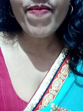 Snapshot of spicysuhana chatting on 01/13/26, 12:21 spicysuhana online show from 01/13/26, 12:21