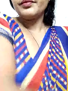 Snapshot of spicysuhana chatting on 03/06/26, 04:25 spicysuhana online show from 03/06/26, 04:25