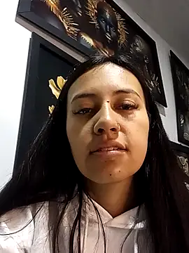 Snapshot of Nika_Hot chatting on 09/21/25, 02:57 Nika Hot online show from 09/21/25, 02:57