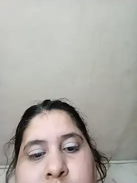 Snapshot of Ayma1983 chatting on 09/15/25, 05:51 Ayma1983 online show from 09/15/25, 05:51