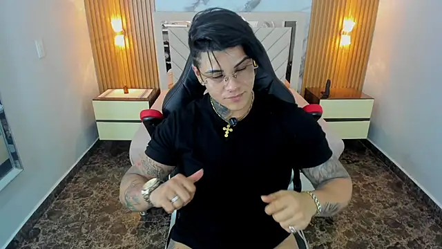 KAROLLJONES1 online show from 06/11/26, 12:32