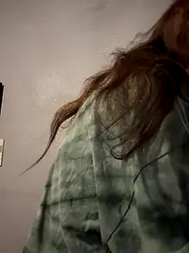 Snapshot of goddessmissmia chatting on 10/07/25, 05:32 goddessmissmia online show from 10/07/25, 05:32