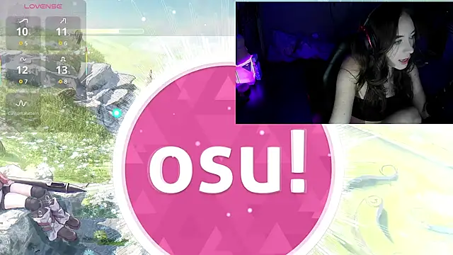 Snapshot of goddessmissmia chatting on 10/20/25, 09:04 goddessmissmia online show from 10/20/25, 09:04