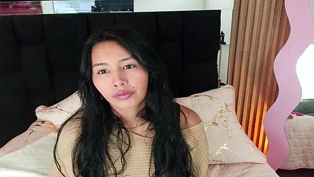 Miss Charlottet online show from 07/29/26, 06:50