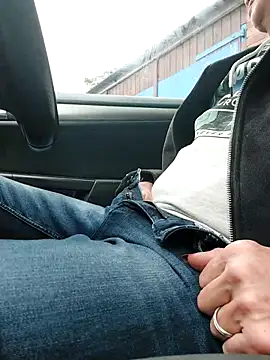 Snapshot of lynxman chatting on 10/02/25, 07:48 lynxman online show from 10/02/25, 07:48