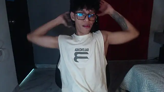 Snapshot of sung_yol chatting on 09/29/25, 03:44 sung yol online show from 09/29/25, 03:44