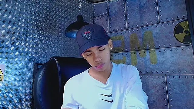 AlanCutee online show from 09/24/25, 11:24