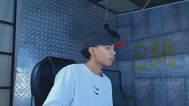 AlanCutee online show from 09/28/25, 11:48