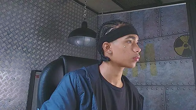 AlanCutee online show from 10/05/25, 12:03