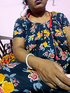 Snapshot of Cute-Swewty chatting on 11/02/25, 01:13 Cute-Swewty online show from 11/02/25, 01:13