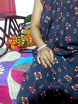 Snapshot of Cute-Swewty chatting on 11/16/25, 01:17 Cute-Swewty online show from 11/16/25, 01:17