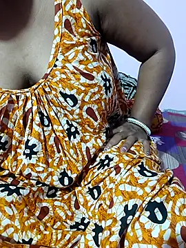 Snapshot of Cute-Swewty chatting on 11/21/25, 03:11 Cute-Swewty online show from 11/21/25, 03:11