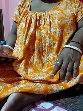 Snapshot of Cute-Swewty chatting on 06/19/26, 02:43 Cute-Swewty online show from 06/19/26, 02:43