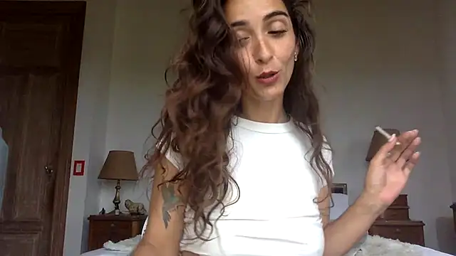 venuslibre online show from 10/24/25, 07:21