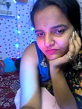 Snapshot of QueerSofty chatting on 10/01/25, 01:28 QueerSofty online show from 10/01/25, 01:28