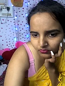 Snapshot of QueerSofty chatting on 10/21/25, 08:53 QueerSofty online show from 10/21/25, 08:53