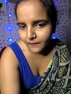 Snapshot of QueerSofty chatting on 10/26/25, 01:11 QueerSofty online show from 10/26/25, 01:11