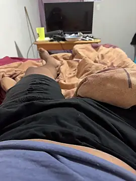 Monspeet 01 online show from 10/24/25, 04:20