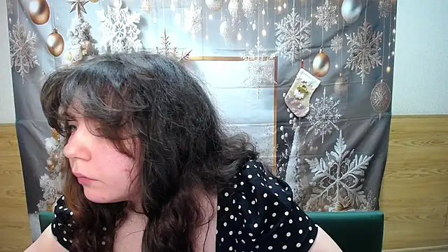 Snapshot of NeonilaLisova chatting on 01/13/26, 03:06 NeonilaLisova online show from 01/13/26, 03:06