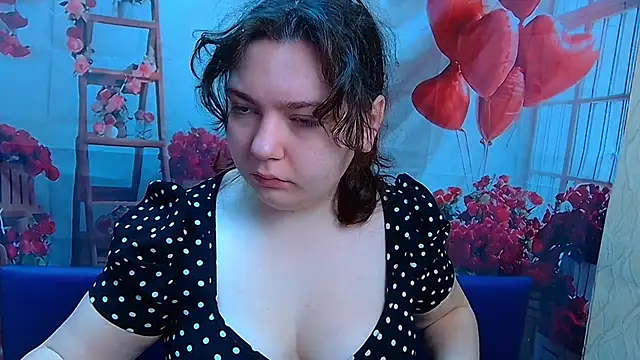 Snapshot of NeonilaLisova chatting on 02/03/26, 12:10 NeonilaLisova online show from 02/03/26, 12:10