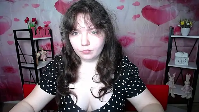 Snapshot of NeonilaLisova chatting on 03/18/26, 12:08 NeonilaLisova online show from 03/18/26, 12:08
