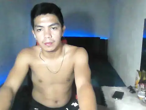 Snapshot of Hunky_paul chatting on 04/17/26, 07:11 Hunky paul online show from 04/17/26, 07:11