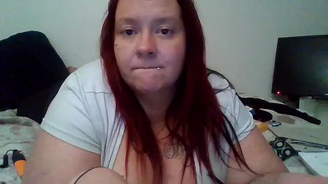 Snapshot of ThickkkMama420 chatting on 10/29/25, 10:06 ThickkkMama420 online show from 10/29/25, 10:06
