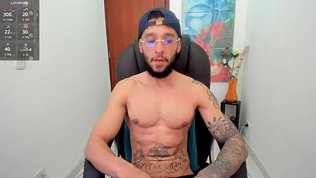 Cristhian teylor  online show from 09/17/25, 06:31