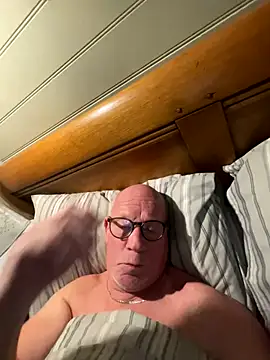 Snapshot of philefc chatting on 11/20/25, 09:47 philefc online show from 11/20/25, 09:47