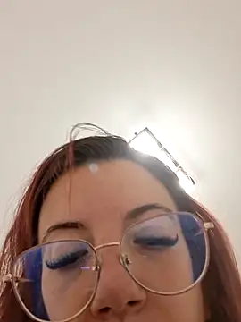 Snapshot of Anayssa_ chatting on 09/22/25, 07:27 Anayssa online show from 09/22/25, 07:27