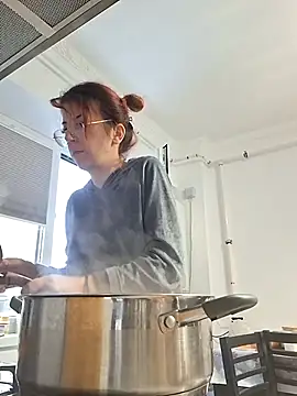 Snapshot of Anayssa_ chatting on 09/29/25, 03:06 Anayssa online show from 09/29/25, 03:06