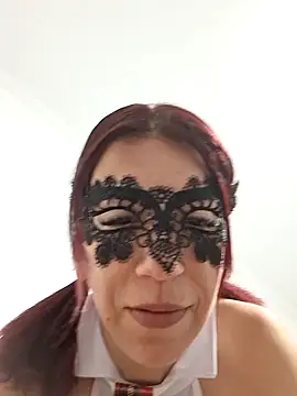 Snapshot of Anayssa_ chatting on 10/05/25, 08:18 Anayssa online show from 10/05/25, 08:18