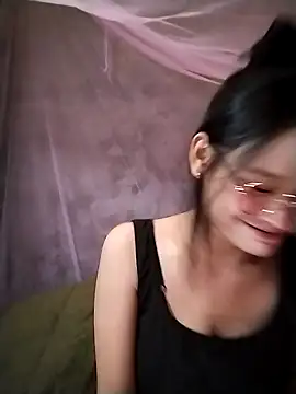 saronla 03 online show from 11/23/25, 06:02