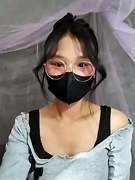 saronla 03 online show from 12/13/25, 08:04