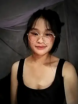 saronla 03 online show from 12/14/25, 08:09