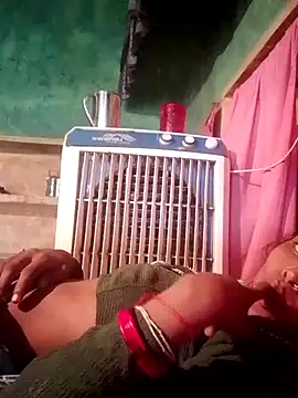 Snapshot of Juhi_chawla chatting on 09/18/25, 11:56 Juhi chawla online show from 09/18/25, 11:56