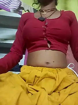 Snapshot of Juhi_chawla chatting on 10/31/25, 03:46 Juhi chawla online show from 10/31/25, 03:46