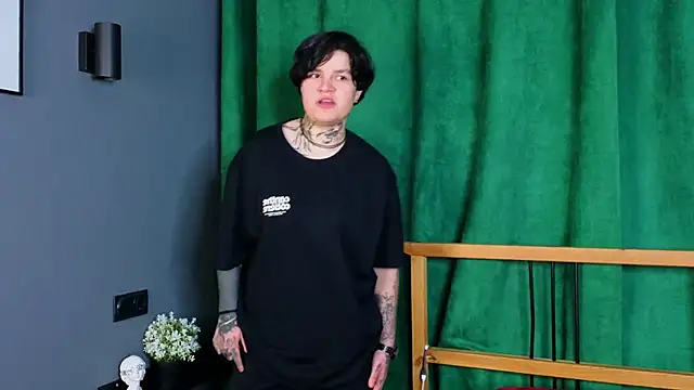 DianneKing online show from 09/08/25, 06:40