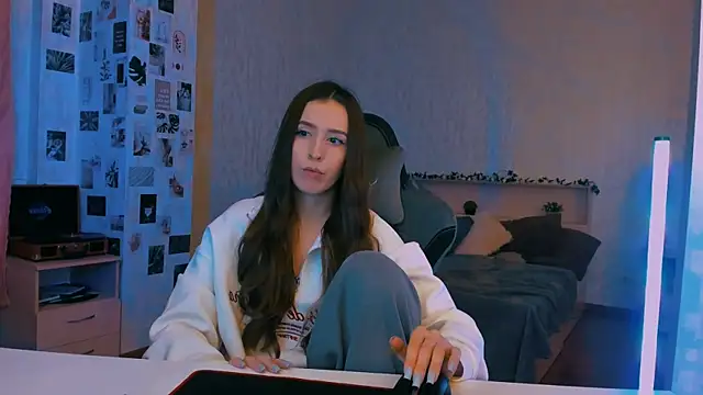 yourrdanceteacher online show from 10/28/25, 08:11