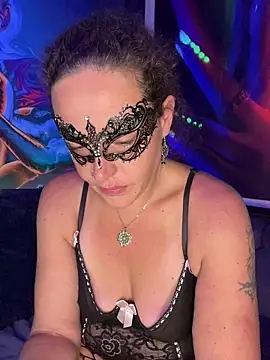 Nadja Noir online show from 10/23/25, 04:12